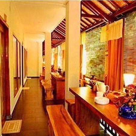 Tukad White House Hotel Ubud Buitenkant foto