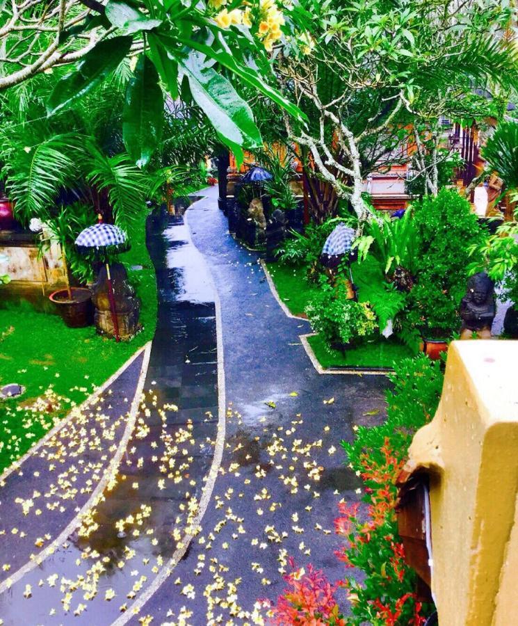 Tukad White House Hotel Ubud Buitenkant foto